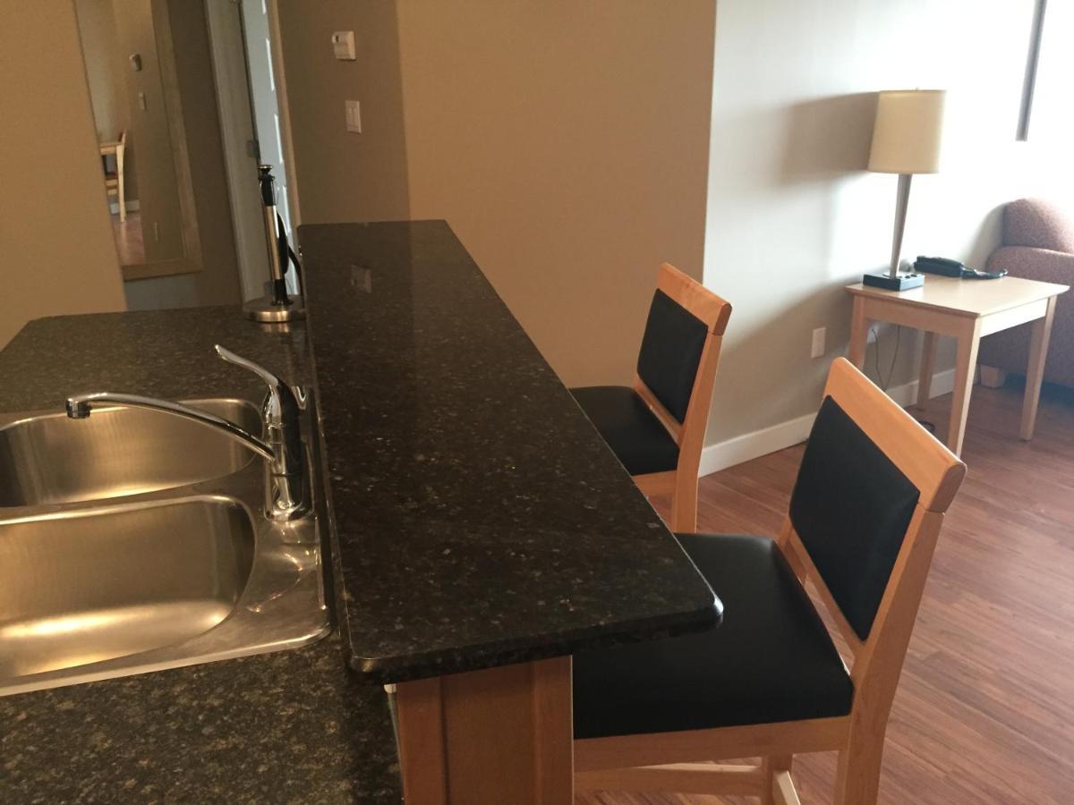 Clearwater Residence Hotel Timberlea Fort Mcmurray Dış mekan fotoğraf
