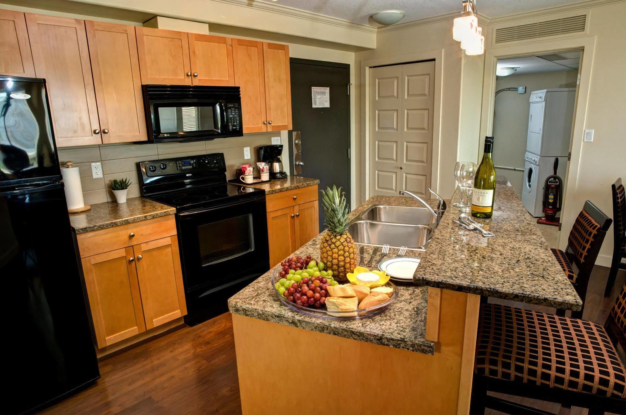 Clearwater Residence Hotel Timberlea Fort Mcmurray Oda fotoğraf