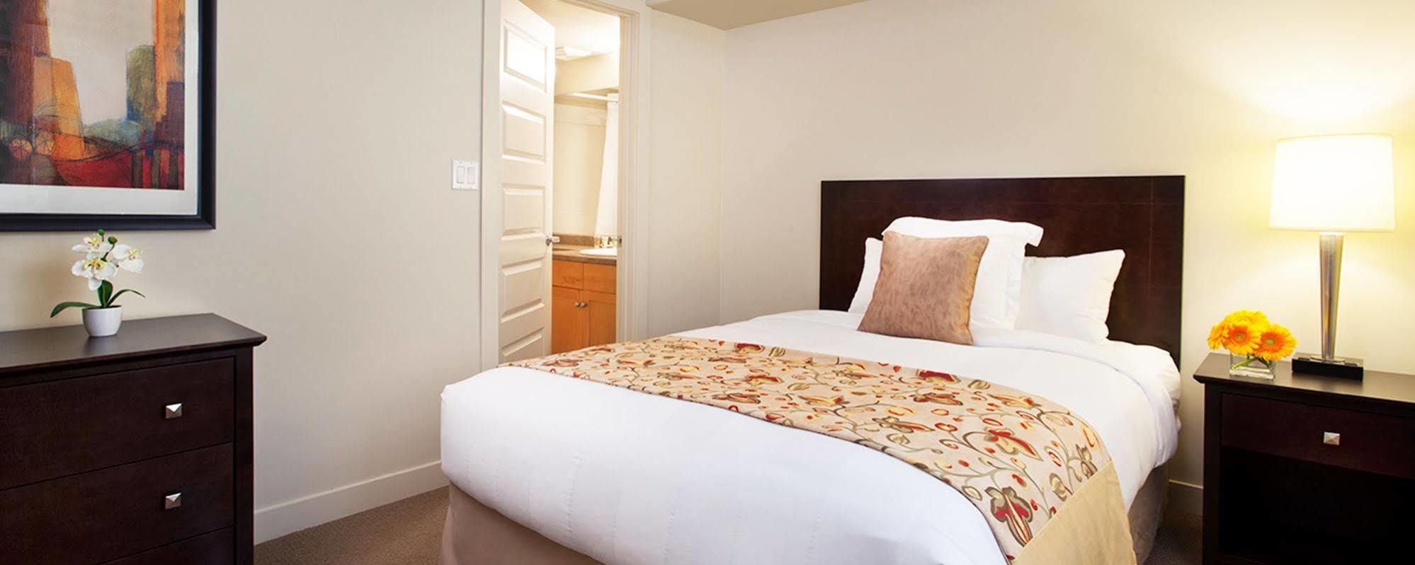 Clearwater Residence Hotel Timberlea Fort Mcmurray Dış mekan fotoğraf